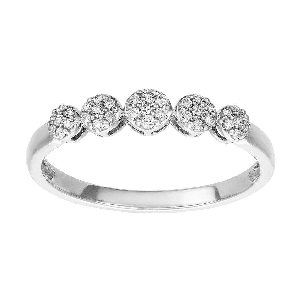 Diamantring i 18K guld med flera diamanter, 18.0