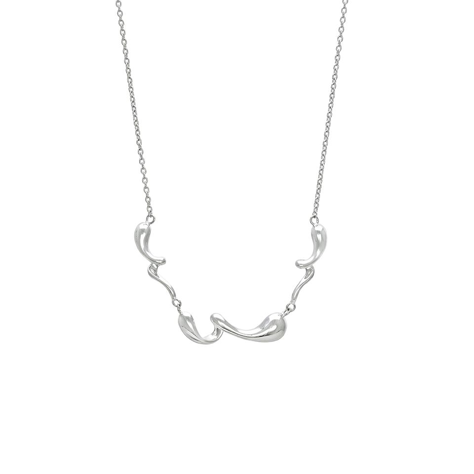 Halsband i &auml;kta silver