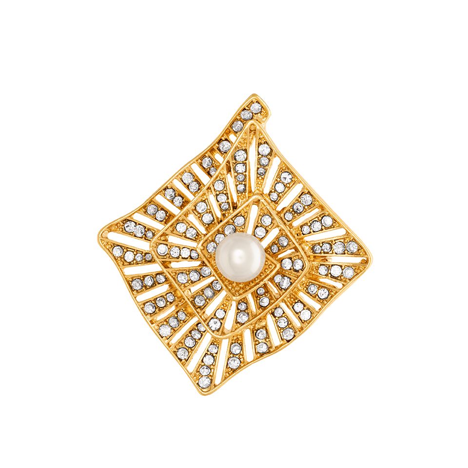 BROOCH